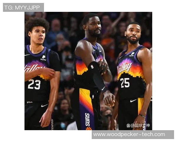 美记:太阳队没有传统控卫也能运转很好 布克回到了几年前的状态